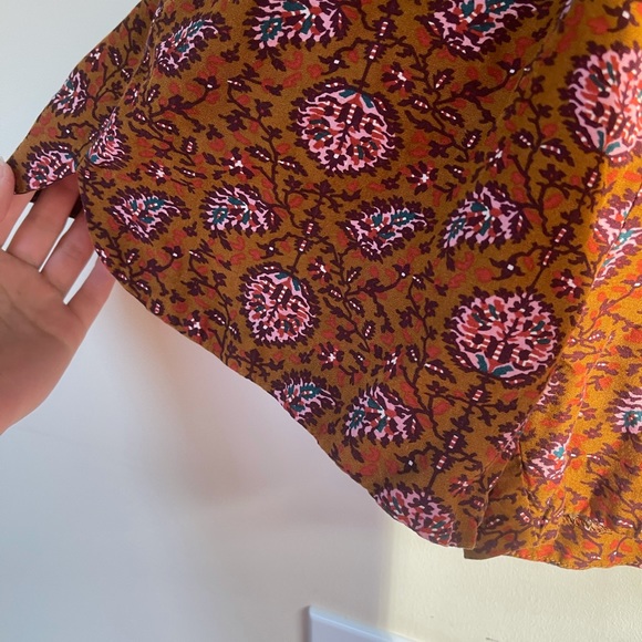 Madewell Pattern Shorts - Picture 3 of 5